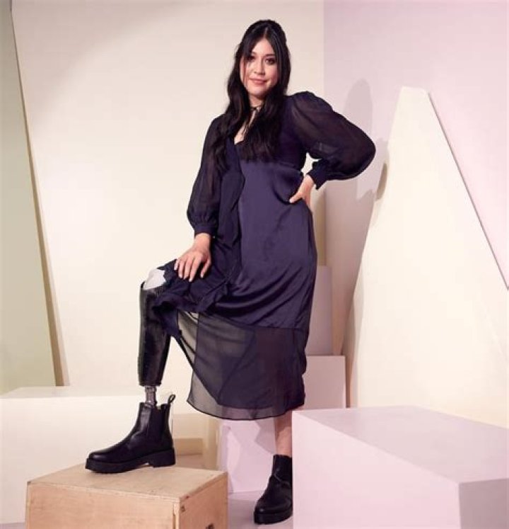 Alaqua Cox's Leg Injury: An Inspiring Story Of Resilience