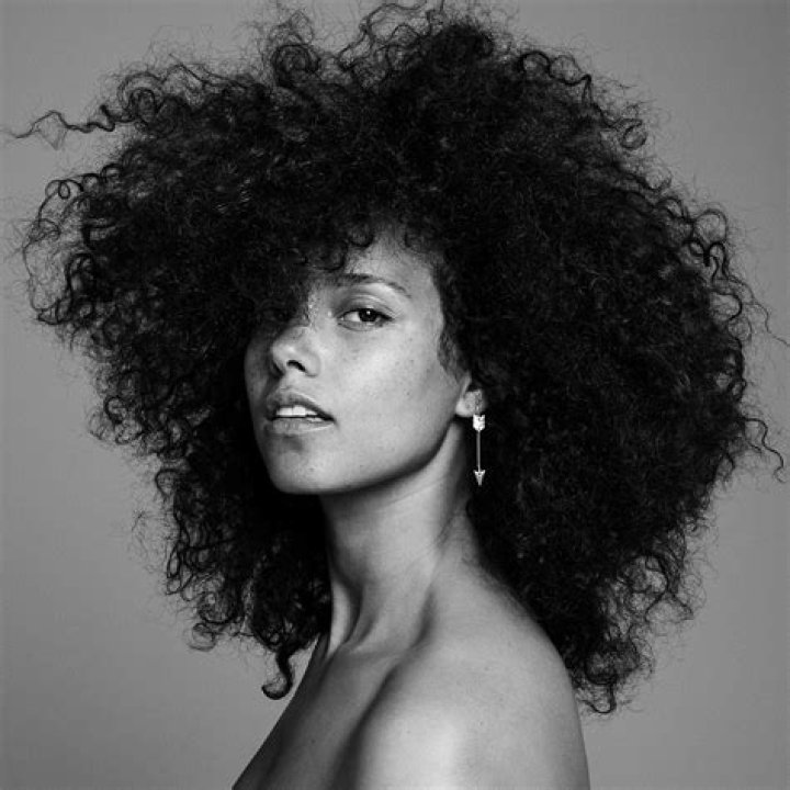 Alicia Keys' Natural Hair: A Guide To Achieving Her Signature Look