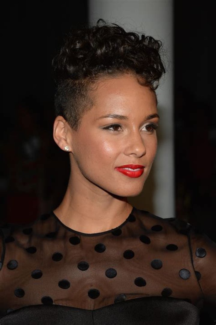 Alicia Keys' Signature Hair: Styling Secrets And Transformations