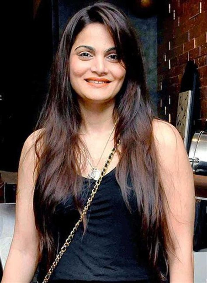 Celebrity Designer: Explore The Style Of Alvira Khan