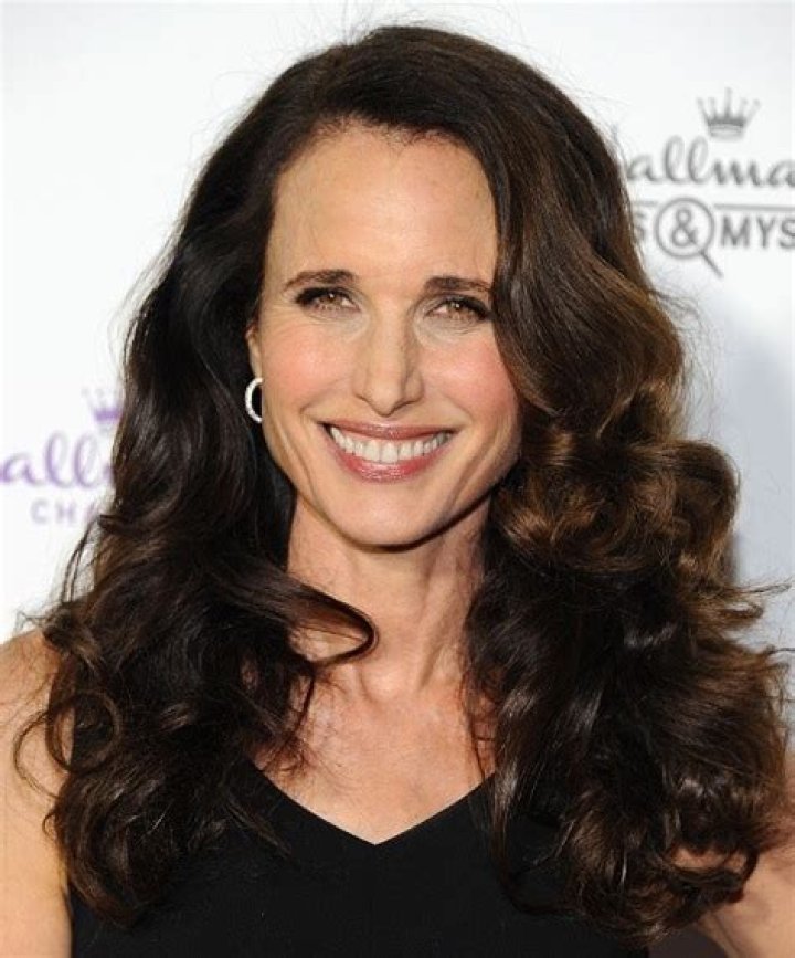 Discover The Fortune Of Hollywood Legend: Andie MacDowell's Net Worth