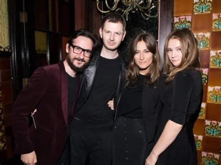 The Unveiling Of Anna Delvey's Parents: Who Are They?