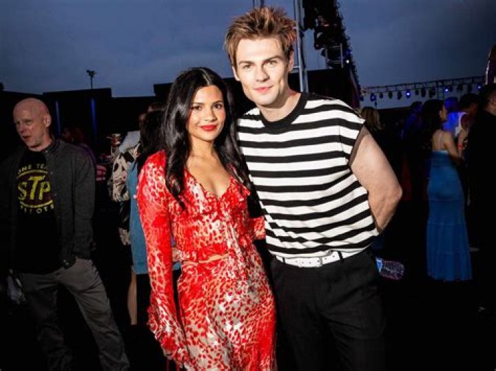 Noah And Nikki's Real-Life Romance: The Unveiling Truth