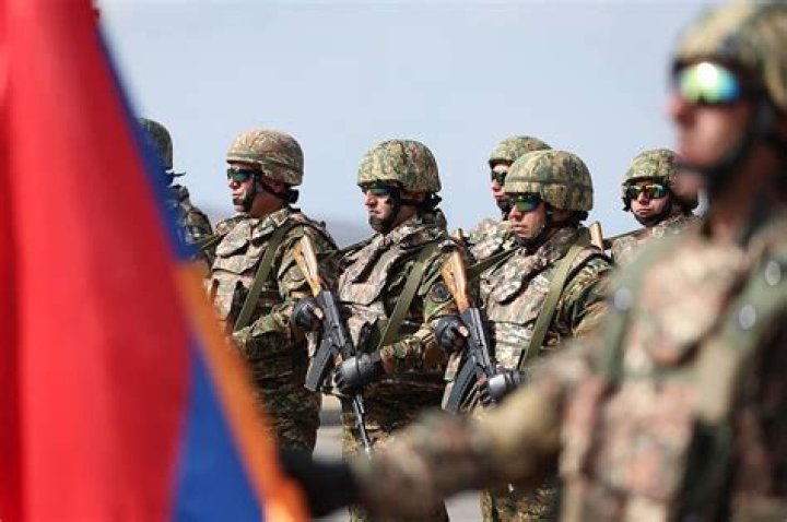 Captivating Armenian Soldier Video: Unveiling The Bravery And Resolve