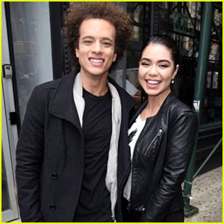 Auli'i Cravalho's Boyfriend: Who's She Dating?
