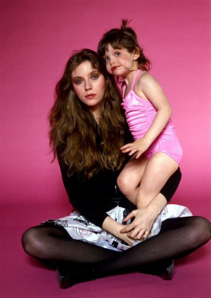 Exploring The Youthful Days Of Bebe Buell