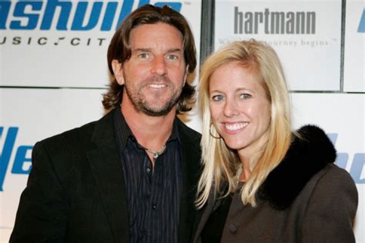 Brett David's Wife: Learn About His Marriage Here