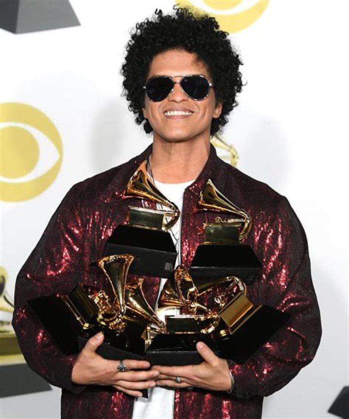 Bruno Mars' Astonishing Net Worth Unveiled