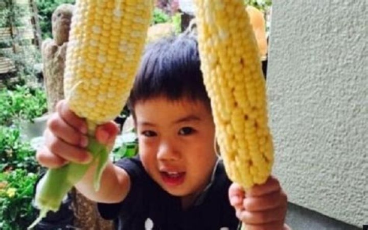 Charlie Heaton Welcomes Baby Boy With Natalia Dyer