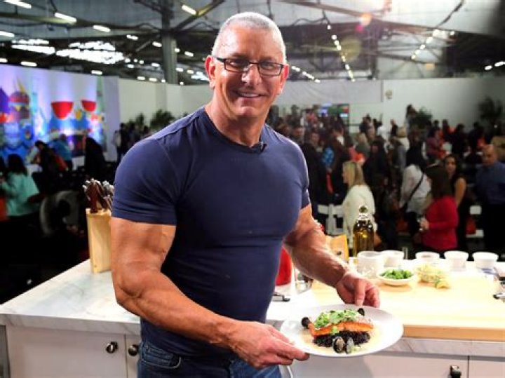 Whopping Net Worth Of Celebrity Chef Robert Irvine: A Culinary Success Story