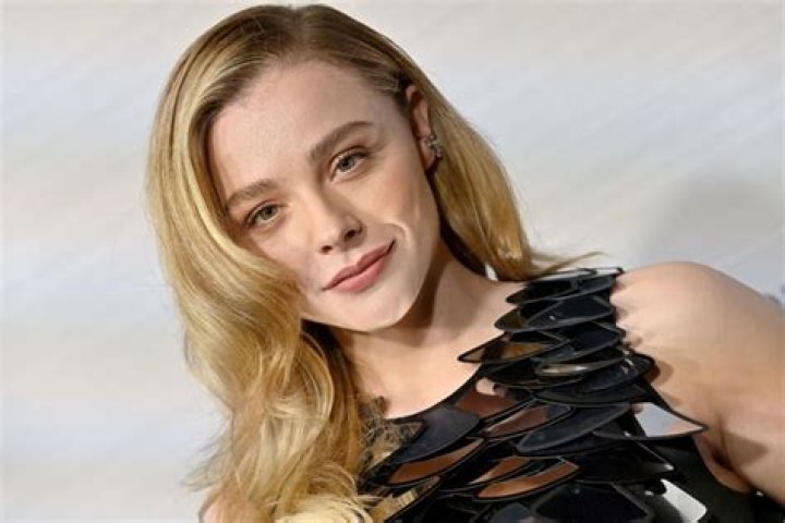 Discover The Enormous Net Worth Of Chloe Grace Moretz