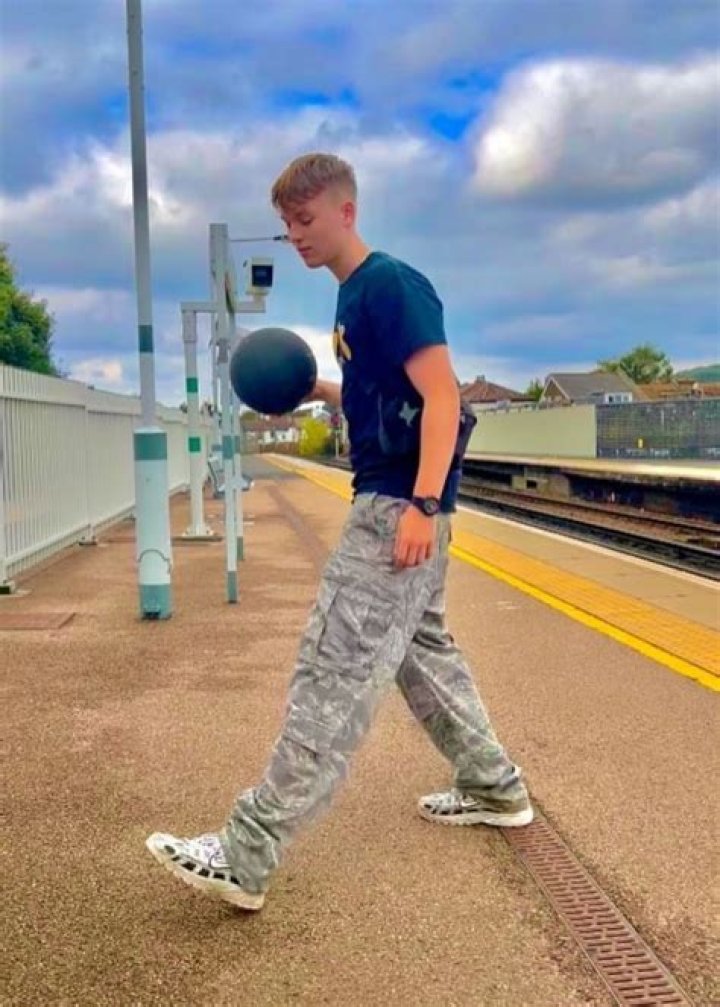 Cormac Hyde-Corrin's Height: A Comprehensive Guide