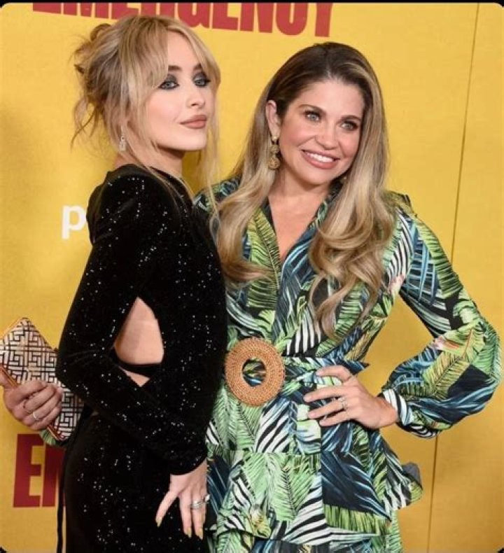 The Comprehensive Guide To Danielle Fishel's Relationships