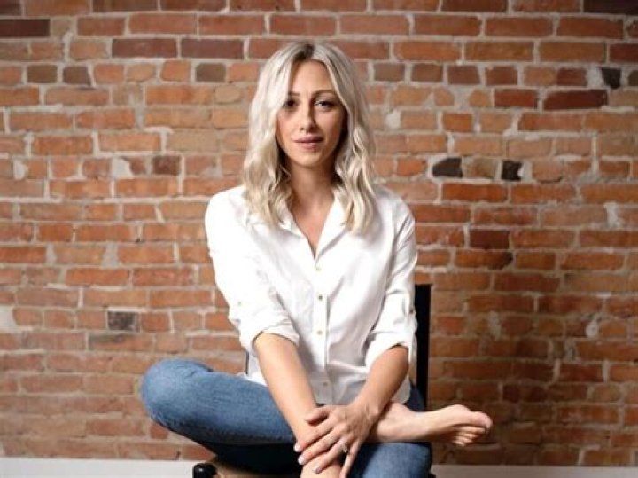 Debra Salmoni | Learn More About The Renowned Expert