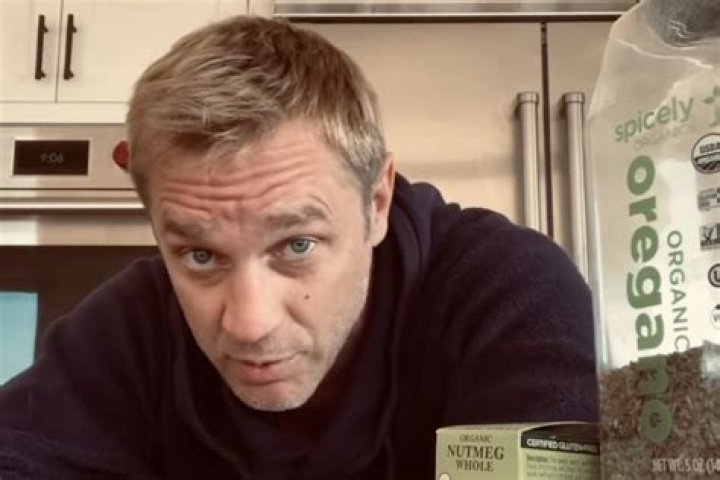 The Latest Scoop On Devon Sawa In 2022