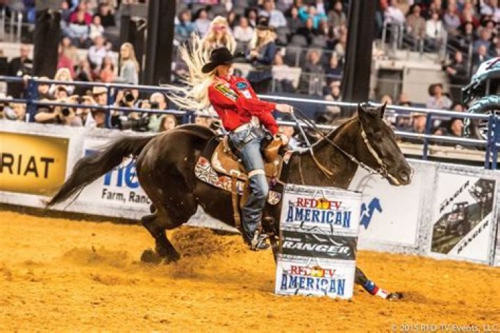 All About: Did Amberley Snyder Have A Baby?