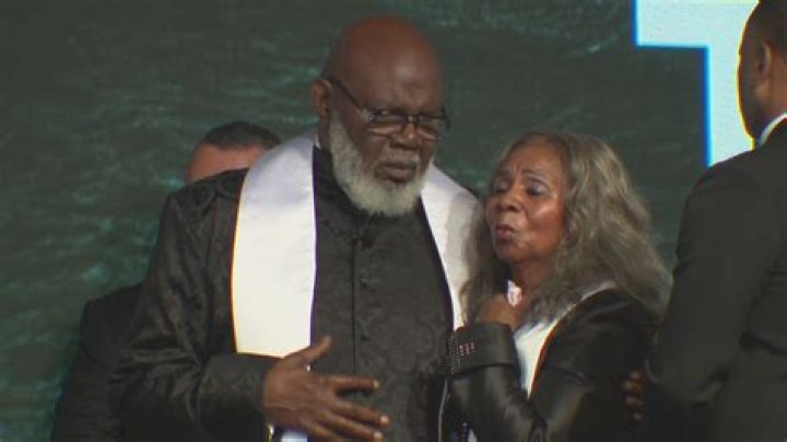 Uncovering The Truth: Did Bishop Jakes's Wife Abandon Him?