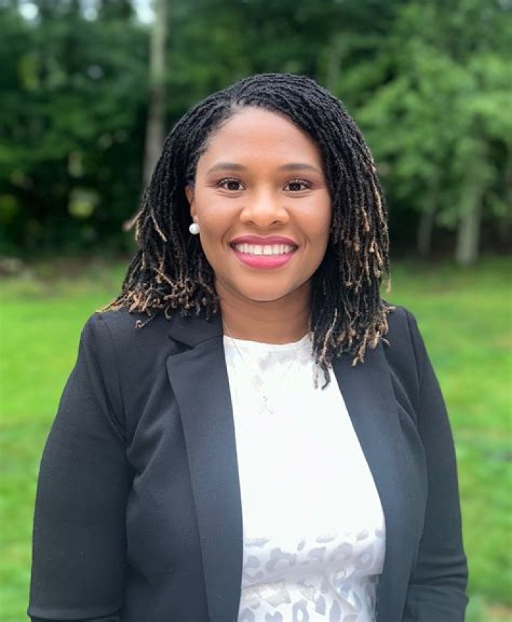 Get To Know Dr. Haddie Davis: Leading Expert In Healthcare