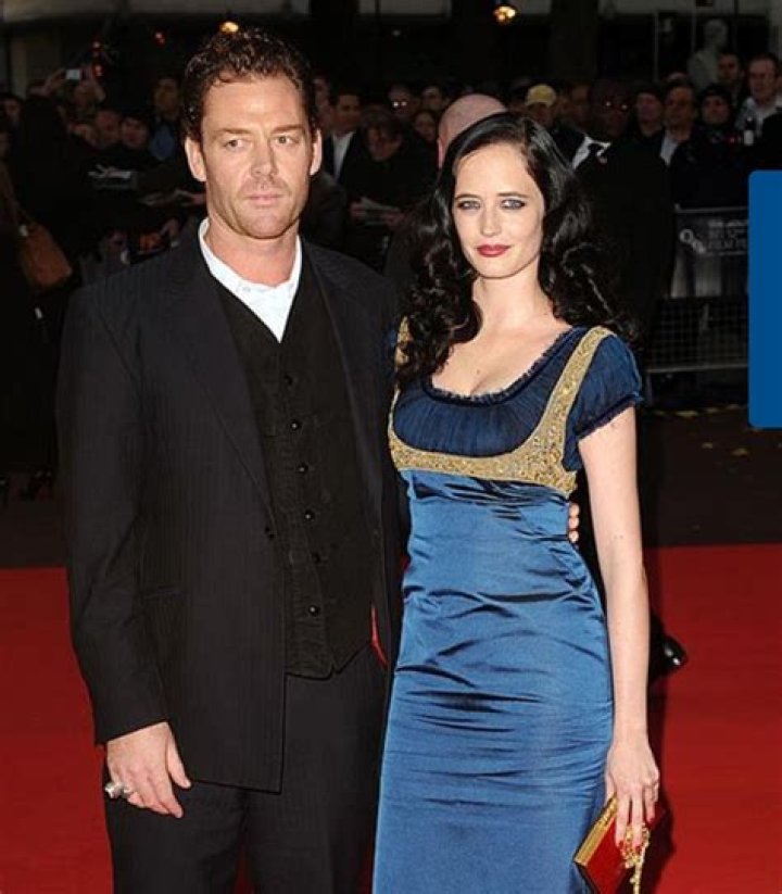 Eva Green's Romantic Relationships: A Comprehensive Look