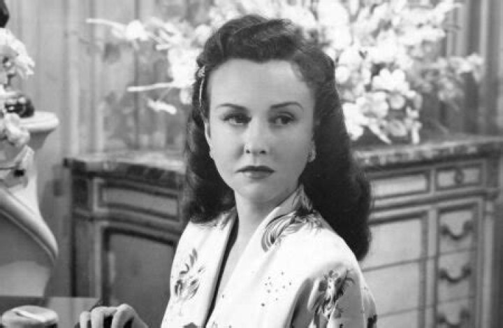 Discover Fay Wray's Estimated Net Worth