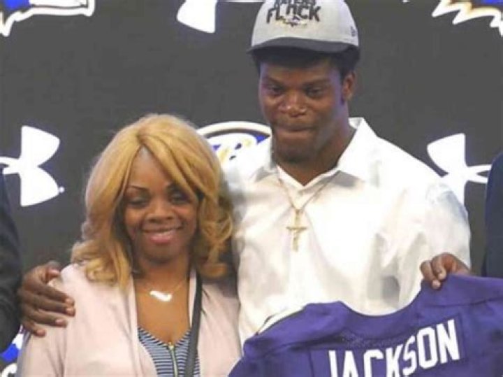 Who Is Felicia Jones: The Love Life Of Lamar Jackson Explored
