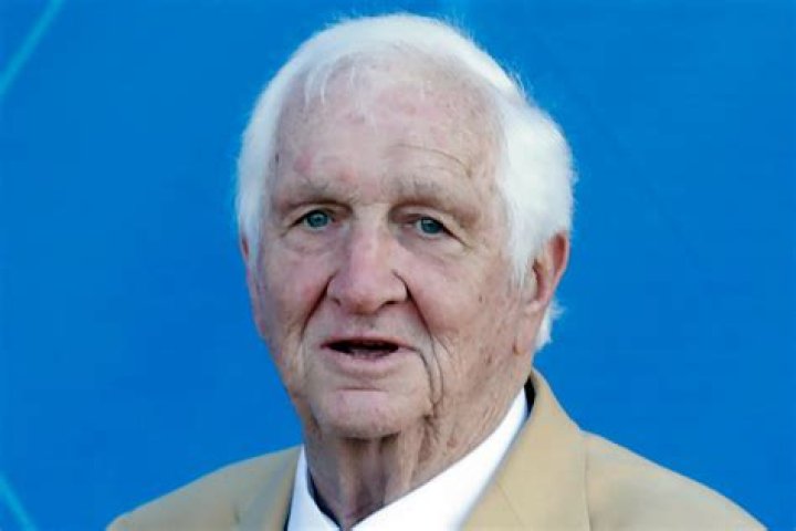Gil Brandt: A Football Legend's Journey