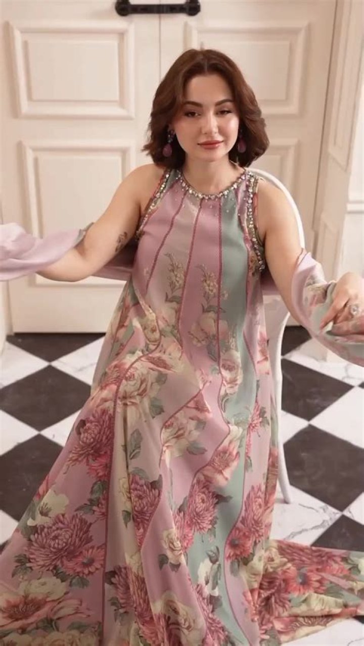 Essential Guide To Hania Amir's Measurements