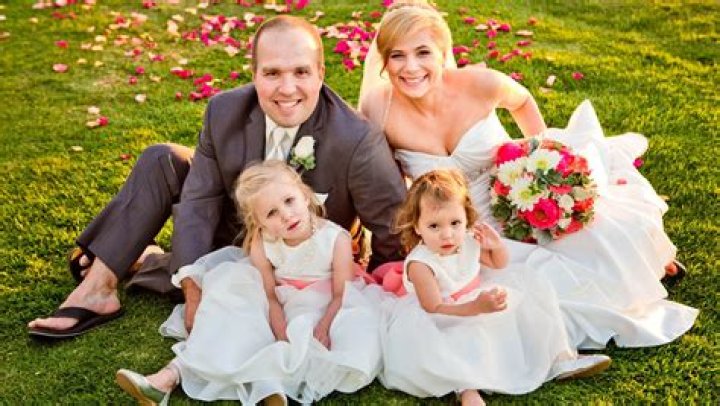 Drew Barrymore's Matrimonial History: A Comprehensive Breakdown