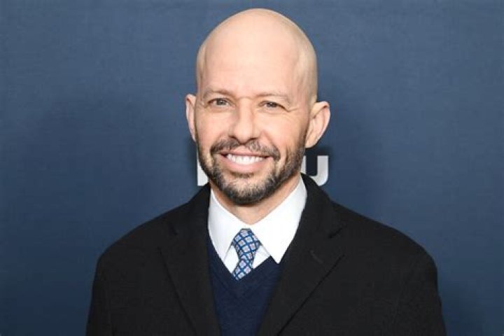 How Tall Is Jon Cryer? Detailed Unveiling Of The Actor's Height