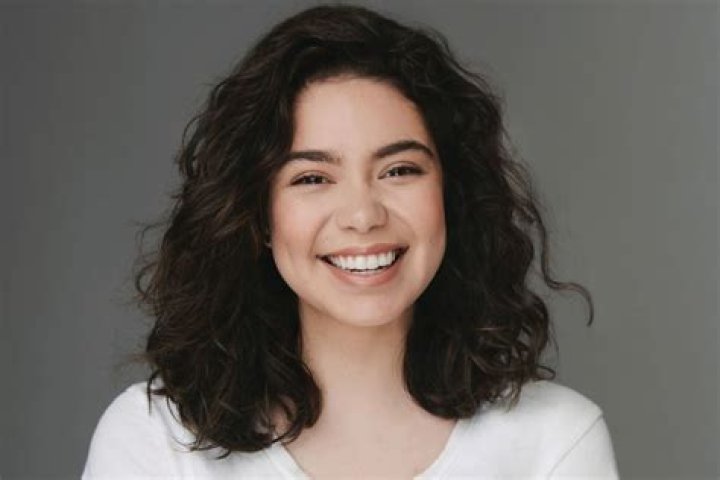 Is Auli'i Cravalho Officially Off The Market? Get The Scoop On Her Relationship Status
