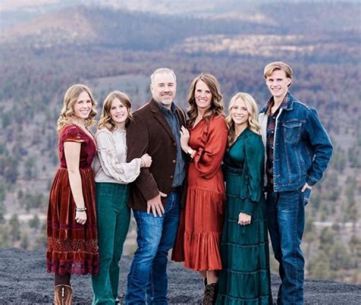 Is Avery Anna Married? Find Out The Truth Here