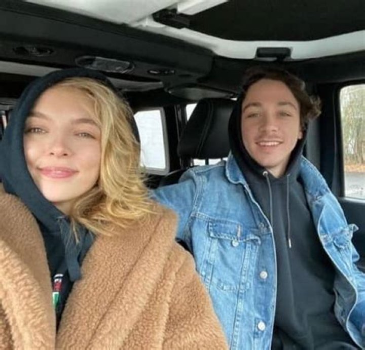 Is Jodie Comer Married? Uncovering The Truth Behind The Rumors