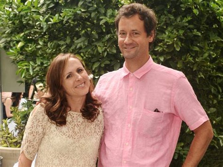 Is Molly Shannon Married? Get The Facts