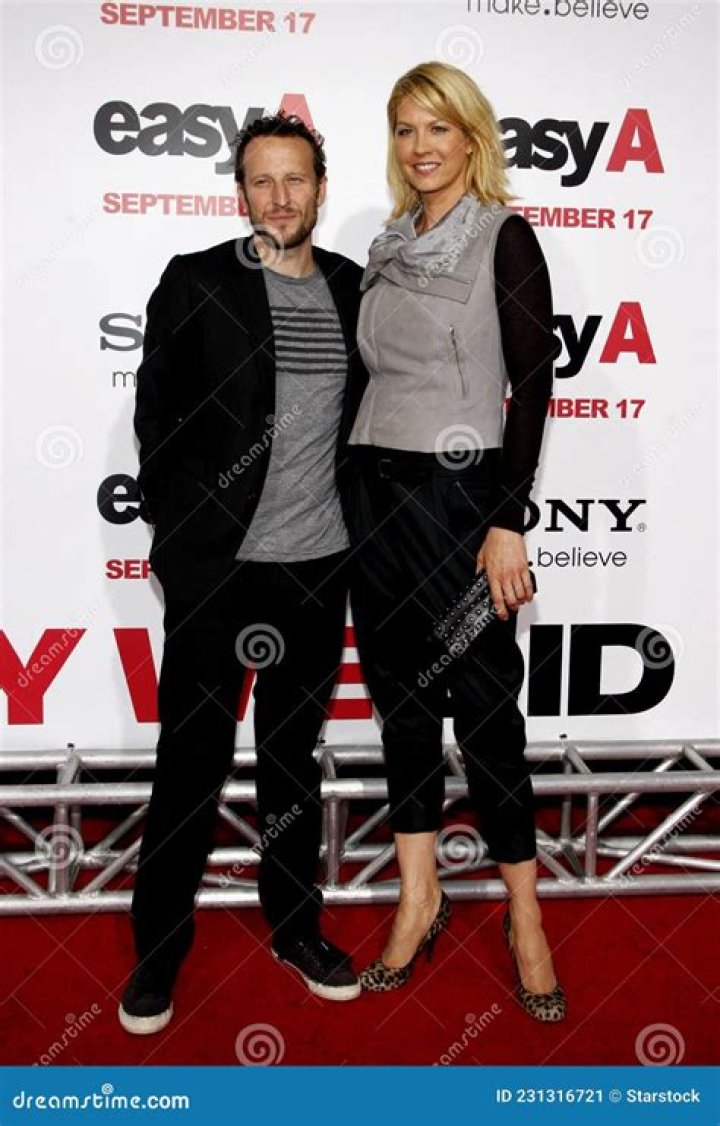 Jenna Elfman And Bodhi Elfman: A Sibling Sibling Success Story