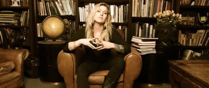 Jessica Lindsay Phillips: Author And Thought Leader