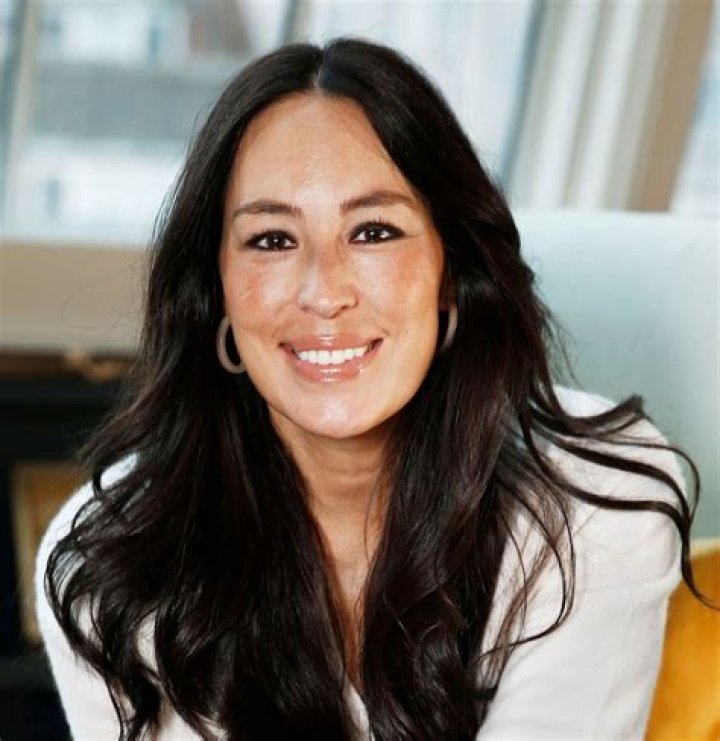 Joanna Gaines' Age: Everything You Need To Know