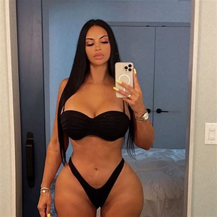 Meet The Enigmatic Johanna Leia: A Rising Star In The Entertainment Industry