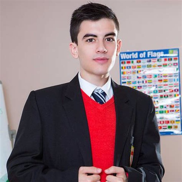 Discovering Jordi's Age: A Comprehensive Guide