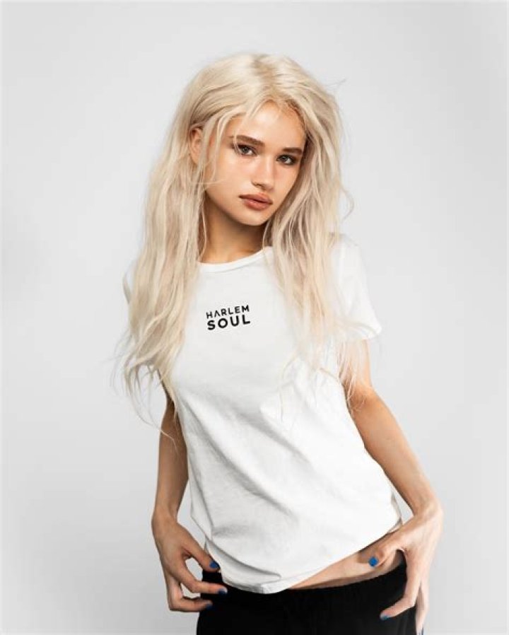 Is Julia Gisella Dead?