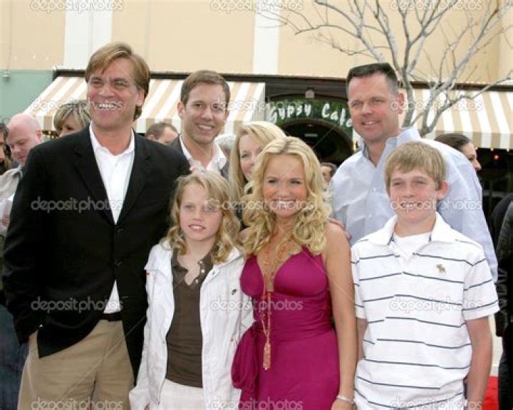 Kristin Chenoweth's Family: An Inside Look Into Her Personal Life