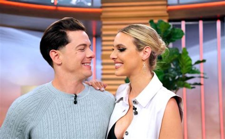 Discover The Talented Siblings Of Lele Pons