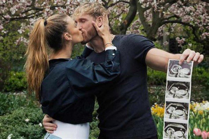 Logan Paul's Wife Graces Us With A Stunning Photo