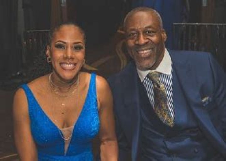 Lomas Brown's Wife: An Inspiring Story Of Love And Support