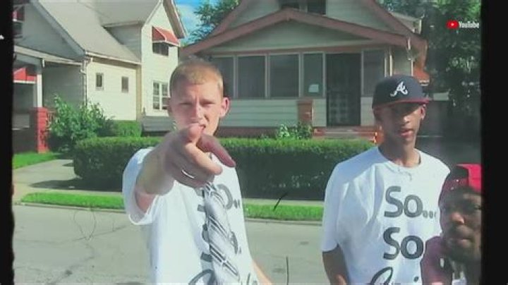 Where Did Machine Gun Kelly Call Home?