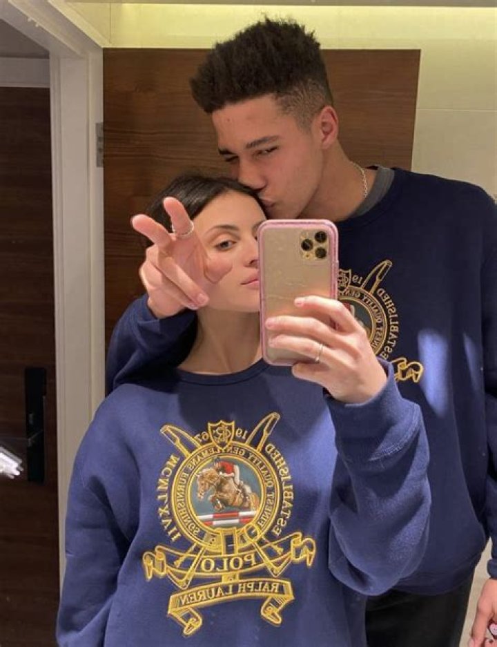 The Enchanting Love Story Of Nathan And Holly: A Timeless Tale