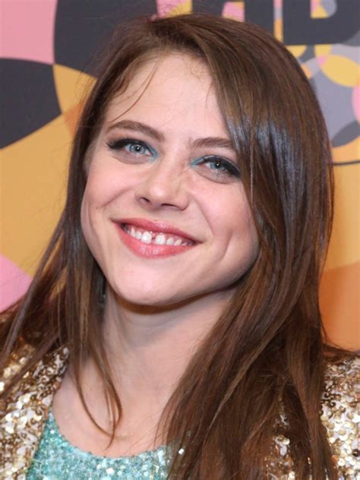 What You Need To Know About Olivia Luccardi's Perfect Teeth