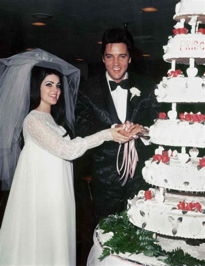 Priscilla Presleys Timeless Wedding Gown: A Bridal Classic