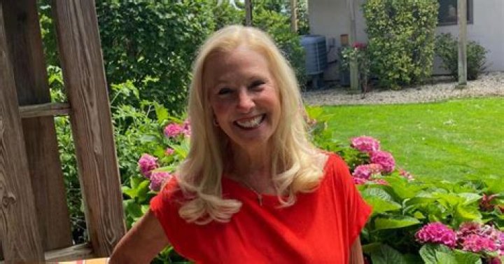 The Definitive Guide To Roberta Bachelor: A Comprehensive Overview