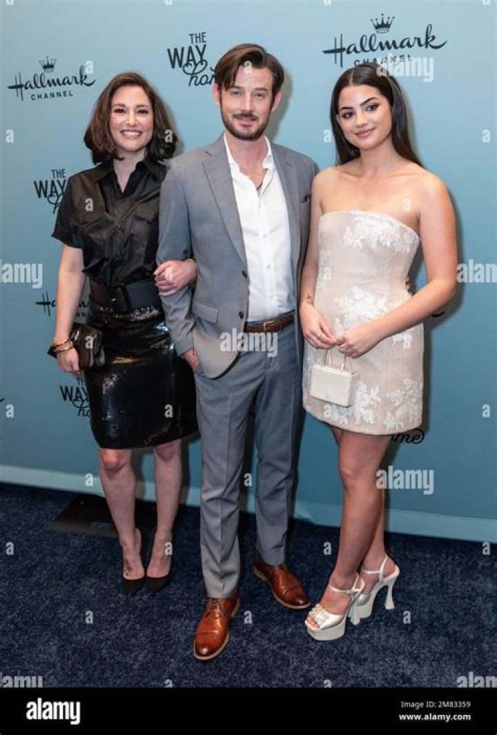 Sadie Laflamme Snow: A Winter Wedding To Remember