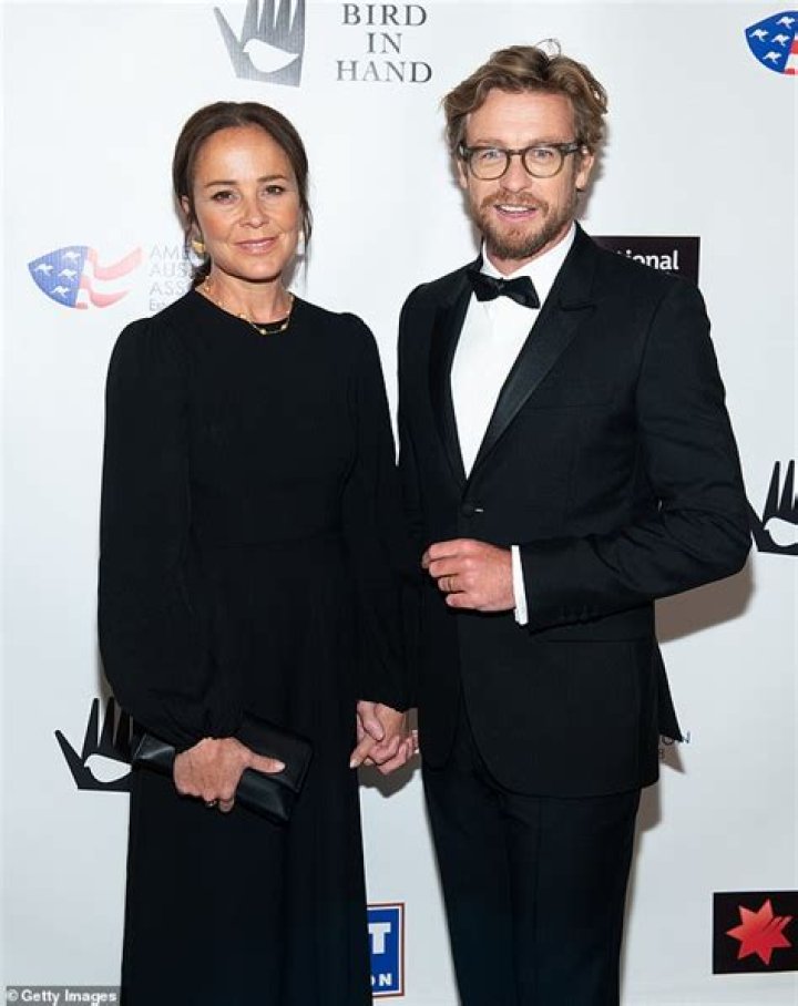 The Ultimate Guide To Simon Baker's Relationships